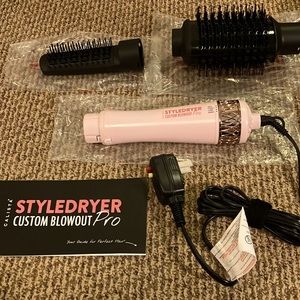 Calista Styledryer - Custom Blowout Pro